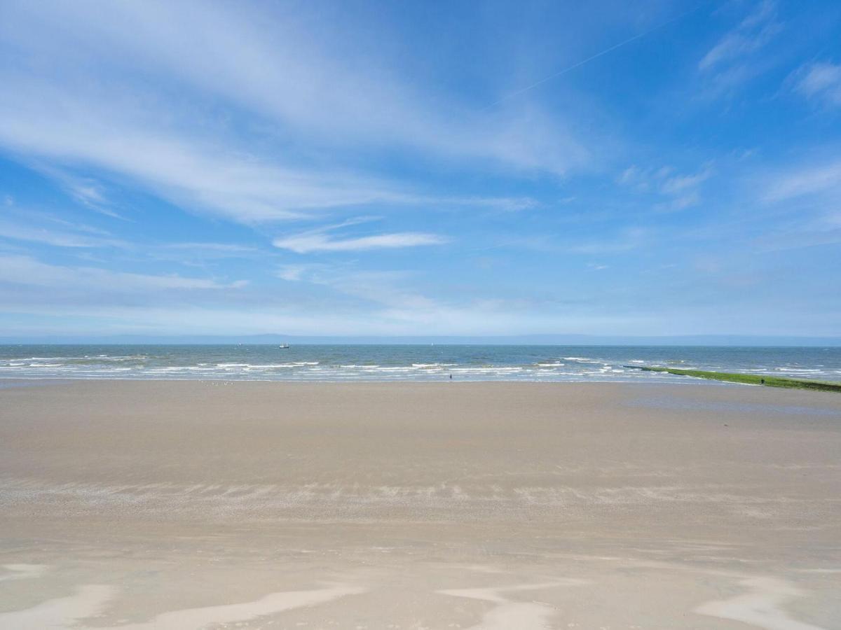 Comfortable Apartment In Oostende With Sea Views Экстерьер фото
